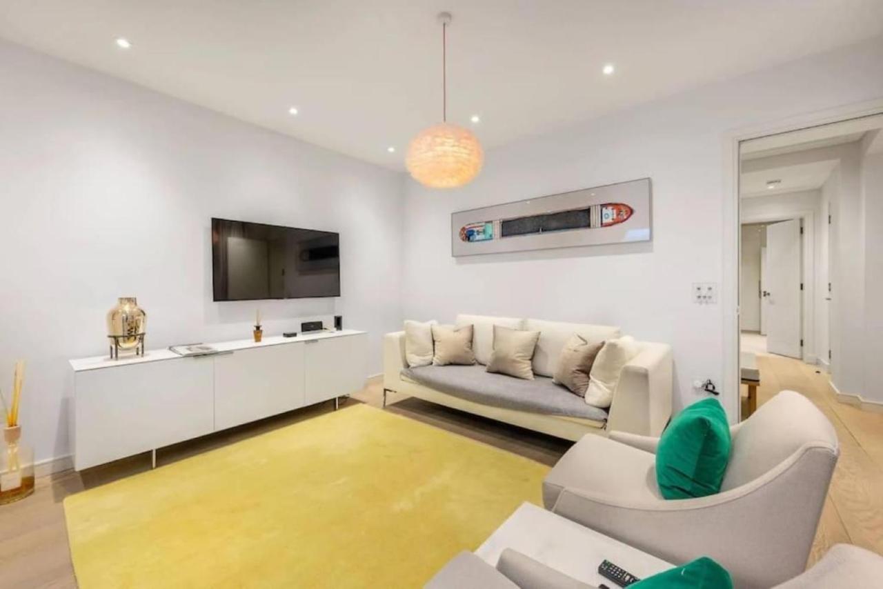 Posh 3 Bedroom Flat With Terrace And Indoor Fireplace In Mayfair, Near Hyde Park Londen Buitenkant foto
