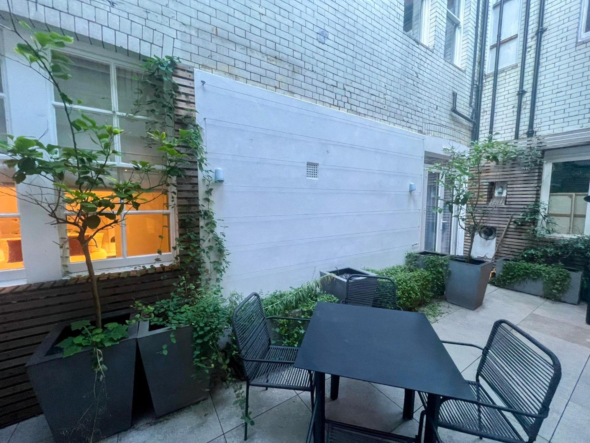Posh 3 Bedroom Flat With Terrace And Indoor Fireplace In Mayfair, Near Hyde Park Londen Buitenkant foto