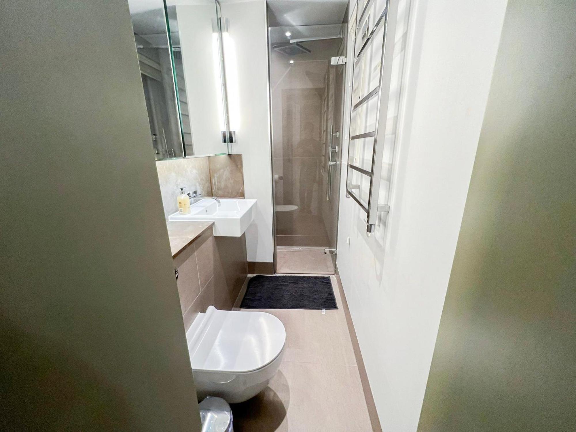 Posh 3 Bedroom Flat With Terrace And Indoor Fireplace In Mayfair, Near Hyde Park Londen Buitenkant foto
