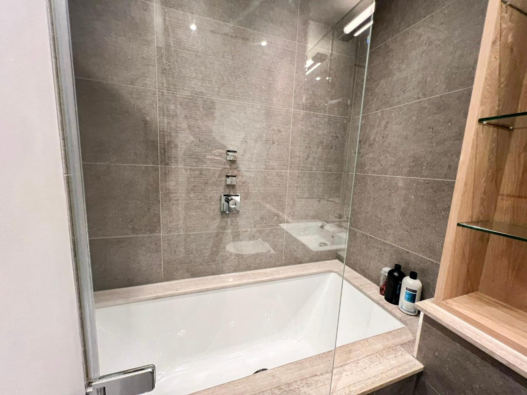 Posh 3 Bedroom Flat With Terrace And Indoor Fireplace In Mayfair, Near Hyde Park Londen Buitenkant foto