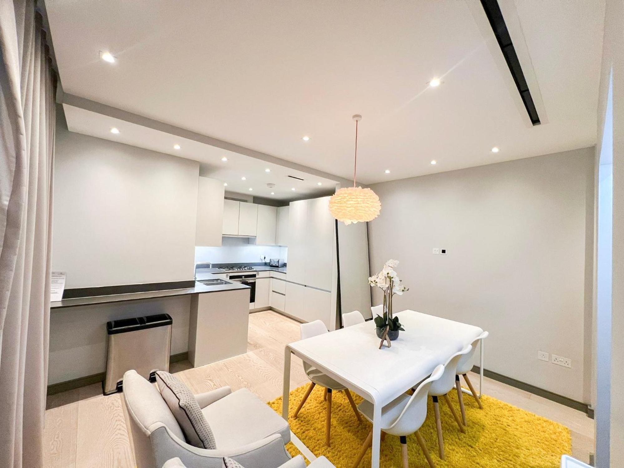 Posh 3 Bedroom Flat With Terrace And Indoor Fireplace In Mayfair, Near Hyde Park Londen Buitenkant foto